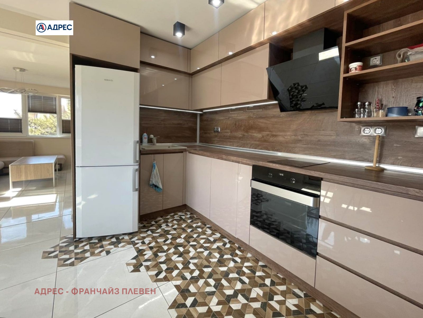 Продава 3-СТАЕН, гр. Плевен, Дружба 2, снимка 3 - Апартаменти - 54591846