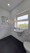 Продава КЪЩА, с. Божурец, област Добрич, снимка 14