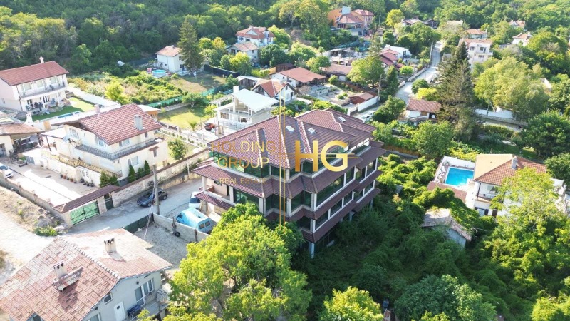 Продава ХОТЕЛ в област Добрич, гр. Балчик - 1200 кв.м / 1 800 000 € » 3 520 494.00 лв., ХОЛДИНГ ГРУП