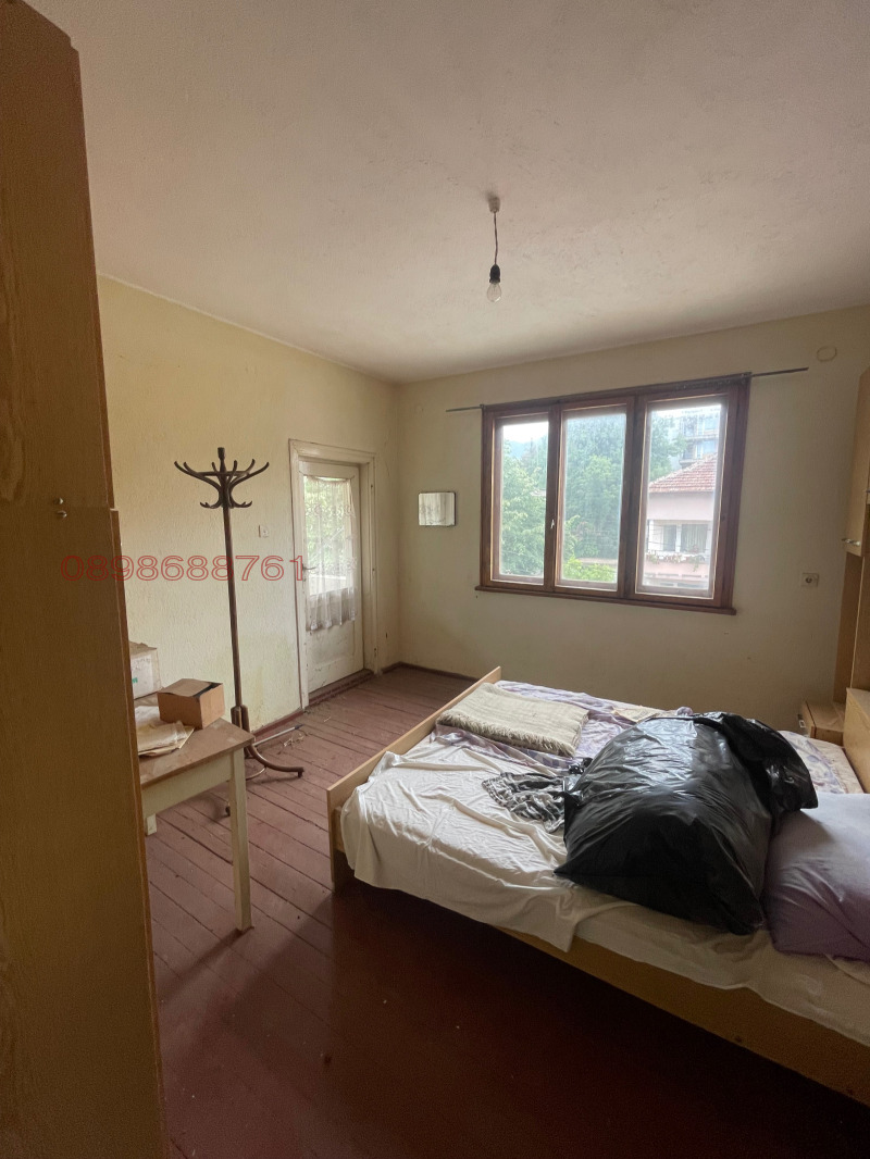 Продава КЪЩА, гр. Вършец, област Монтана, снимка 4 - Къщи - 52781656