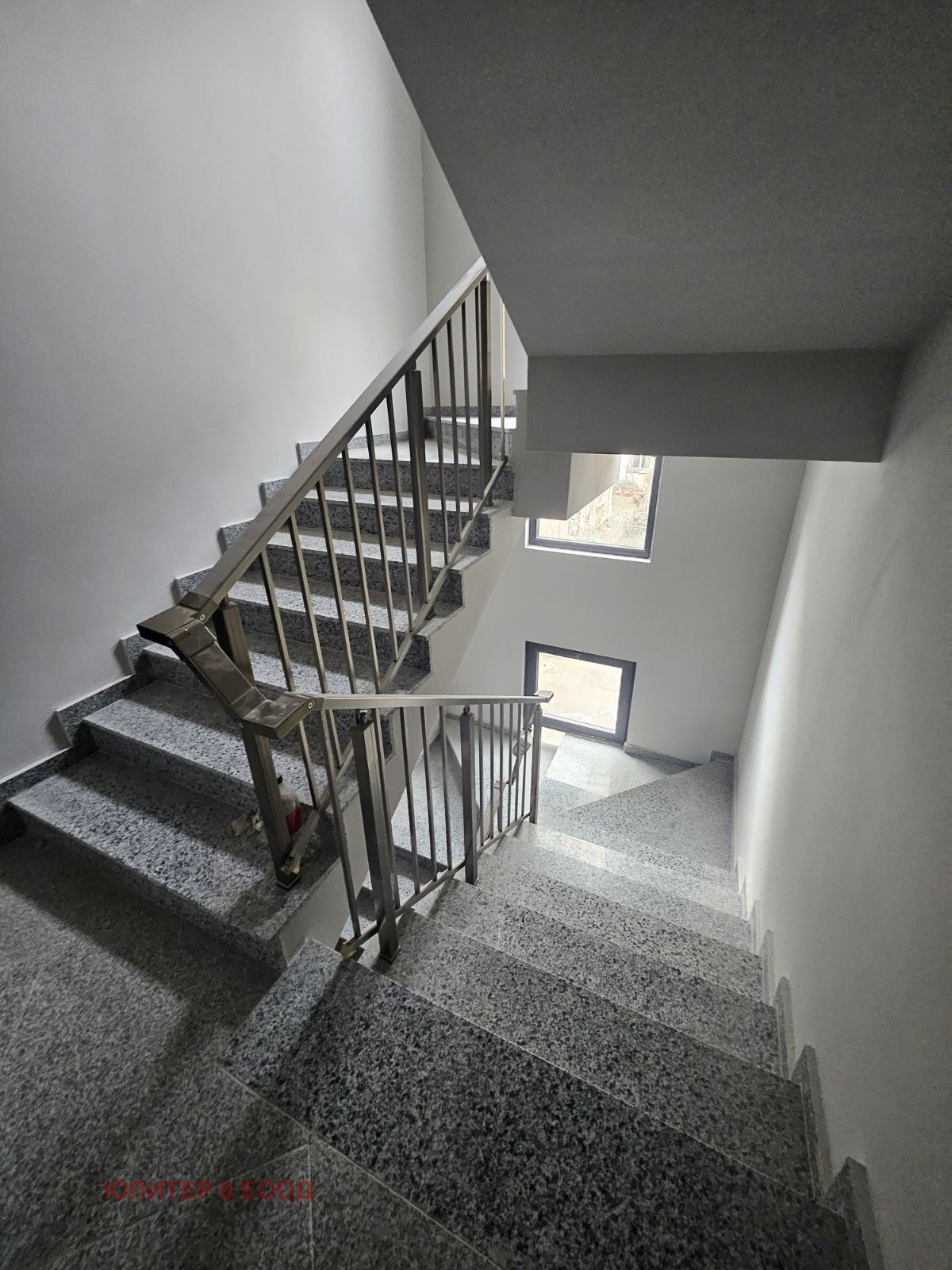 Продава ХОТЕЛ, гр. София, Център, снимка 2 - Хотели - 53607727