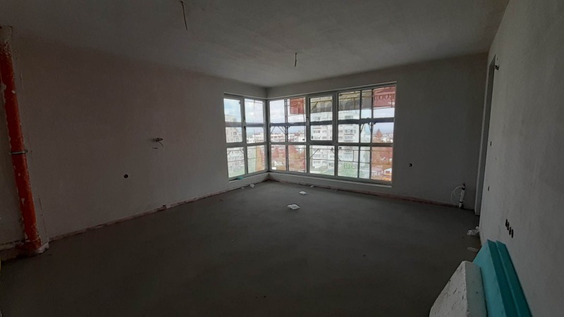 Продава 3-СТАЕН, гр. Шумен, Боян Българанов 2, снимка 3 - Апартаменти - 35466201