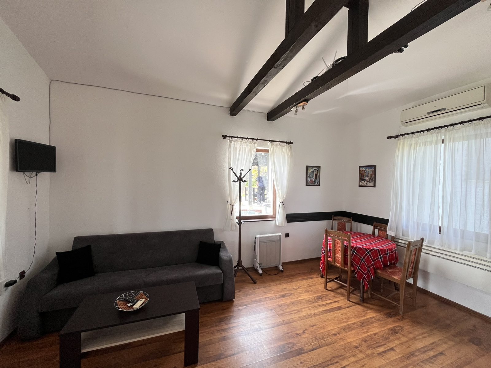 Продава КЪЩА, с. Мадара, област Шумен, снимка 5 - Къщи - 54217798