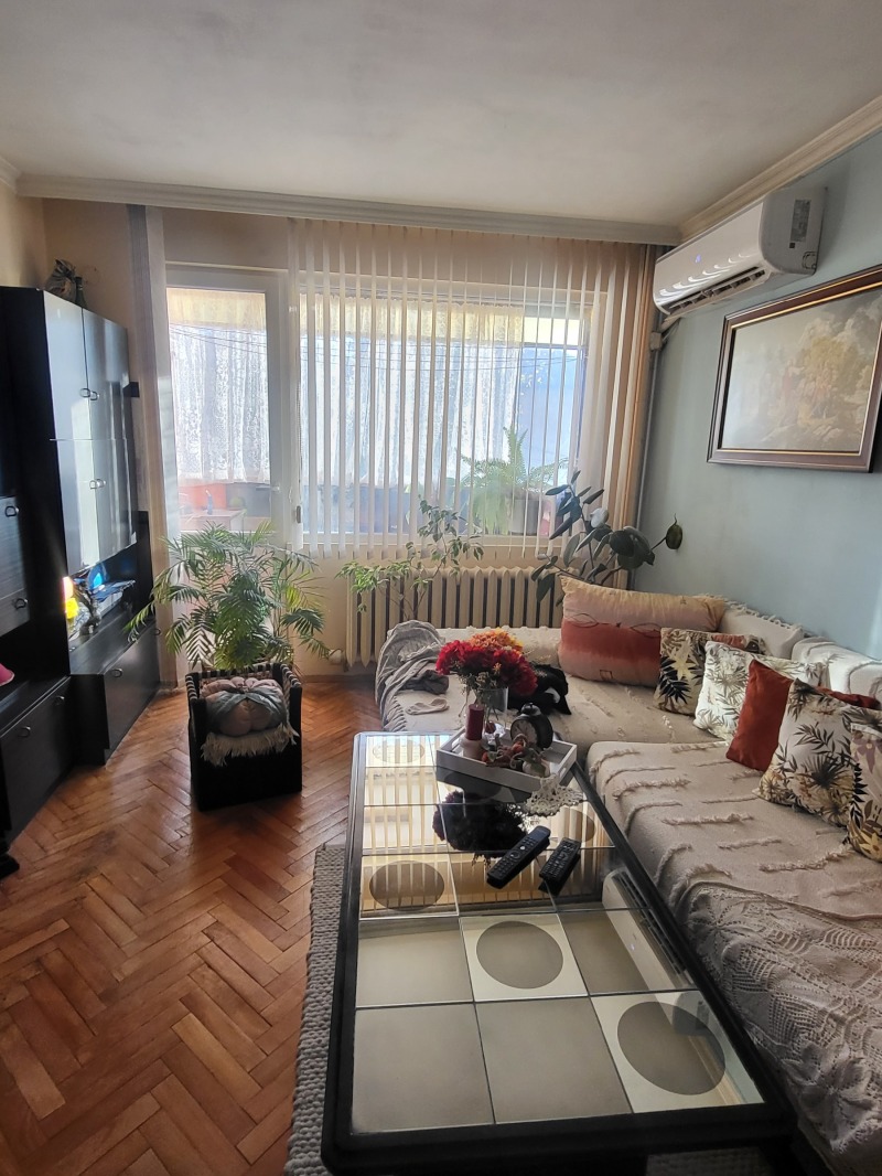 Продава  3-стаен град Плевен , Широк център , 65 кв.м | 26631448 - изображение [17]