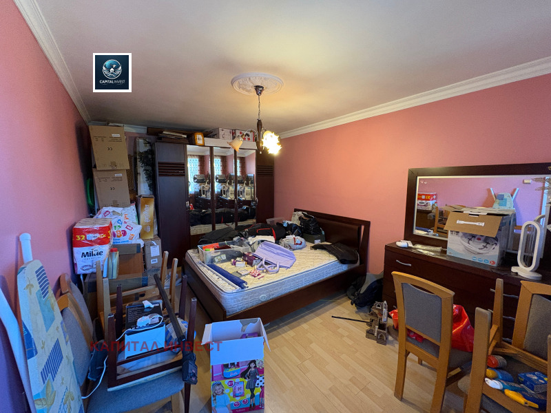 Eladó  3+ hálószoba Razgrad , Vasil Levski , 122 négyzetméter | 33984399 - kép [11]