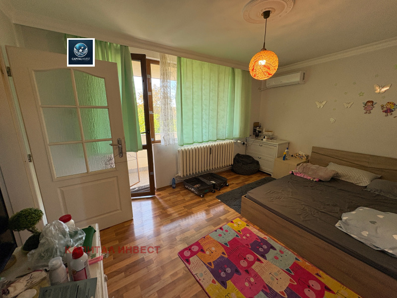 Eladó  3+ hálószoba Razgrad , Vasil Levski , 122 négyzetméter | 33984399 - kép [6]
