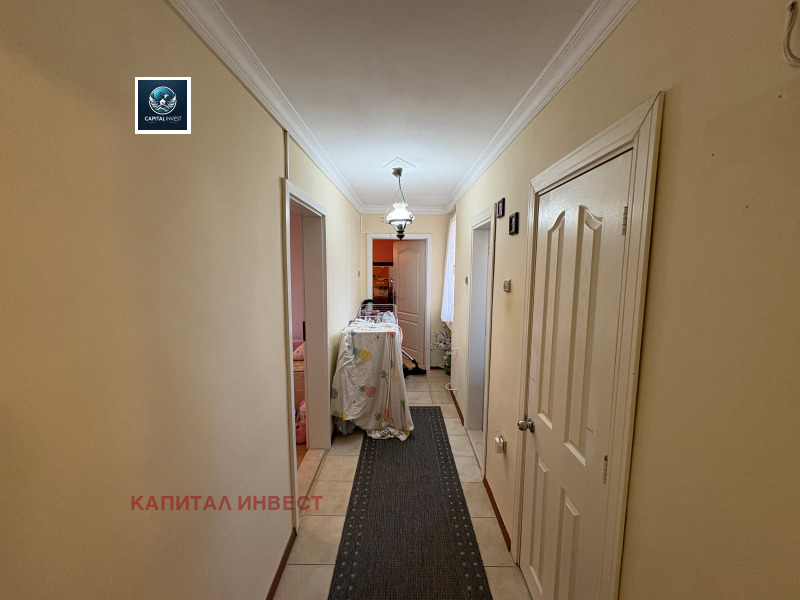 Eladó  3+ hálószoba Razgrad , Vasil Levski , 122 négyzetméter | 33984399 - kép [9]