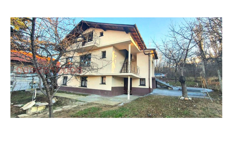 Продава КЪЩА, гр. София, Горна баня, снимка 2 - Къщи - 49084973