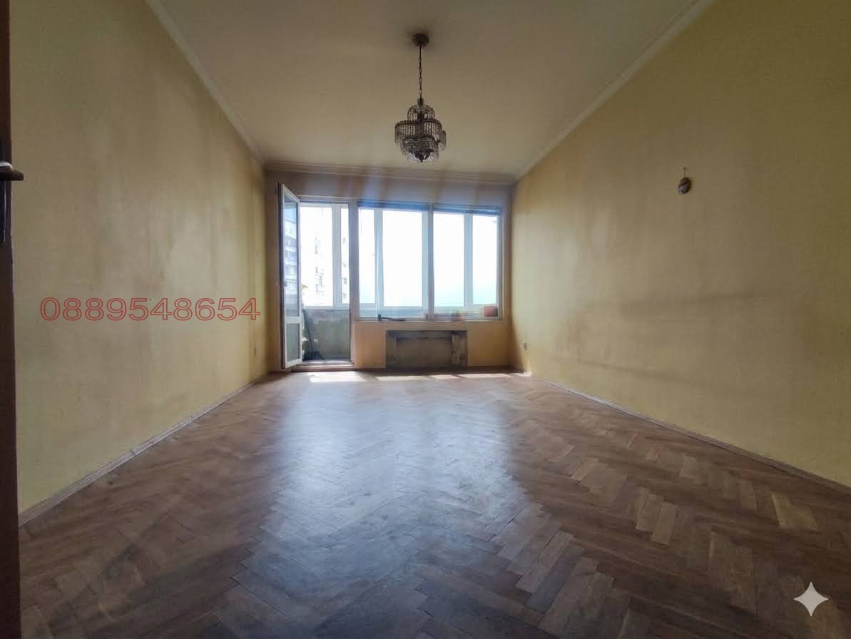Продава 4-СТАЕН, гр. София, Гео Милев, снимка 2 - Апартаменти - 54600621