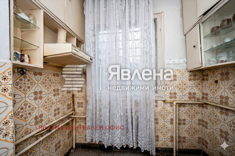 Продава 3-СТАЕН, гр. София, Оборище, снимка 6 - Апартаменти - 53713858