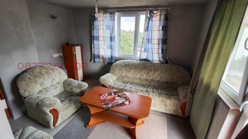 Продава ЕТАЖ ОТ КЪЩА, с. Варвара, област Бургас, снимка 3 - Етаж от къща - 52785568