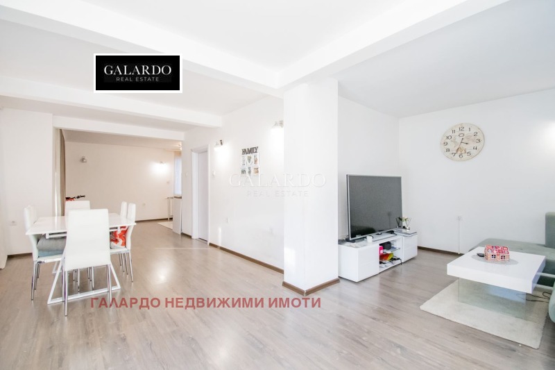 In vendita  Casa Sofia , Boiana , 300 mq | 54438920 - Immagine [2]