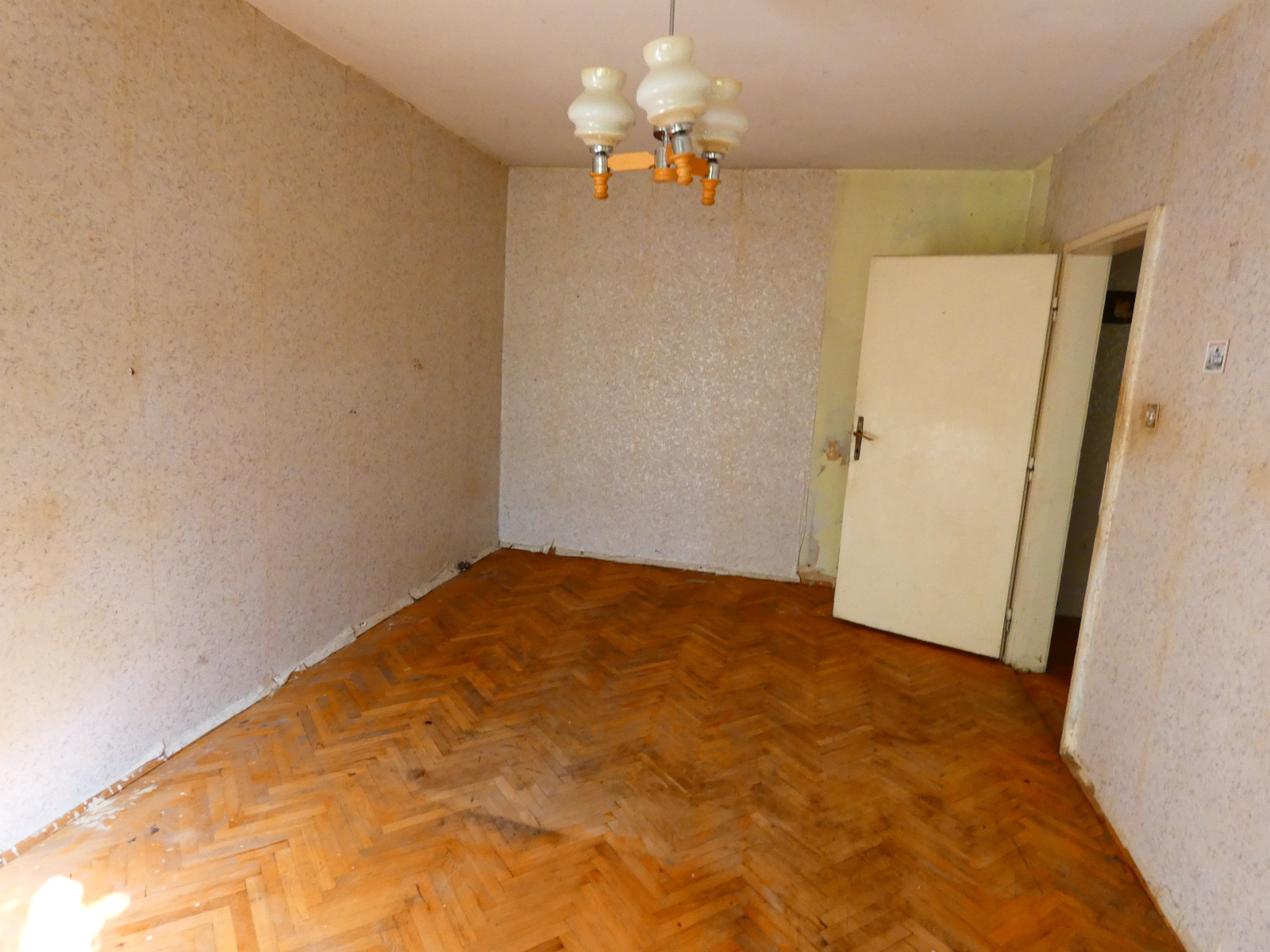 Продава 3-СТАЕН, гр. София, Бъкстон, снимка 2 - Апартаменти - 55943231