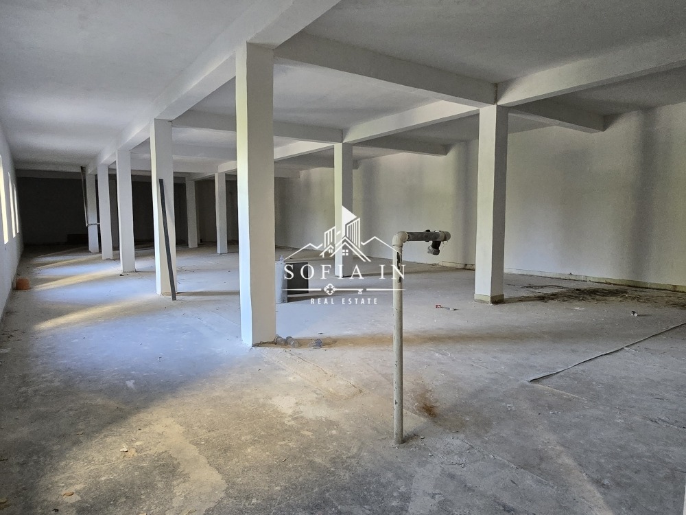 Продава СКЛАД, гр. Благоевград, Широк център, снимка 2 - Складове - 52071993