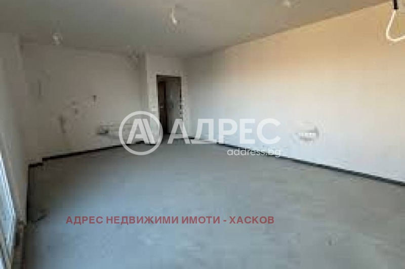 Продава МНОГОСТАЕН в град Хасково, Каменни - 165 кв.м / 72 603.45 € » 142 000 лв., АДРЕС НЕДВИЖИМИ ИМОТИ - ХАСКОВО