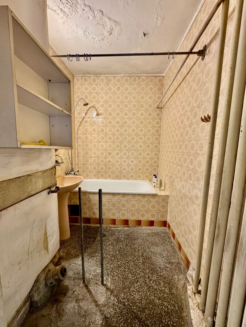 Te koop  2 slaapkamers Sofia , Ljulin 5 , 84 m² | 34372877 - afbeelding [9]