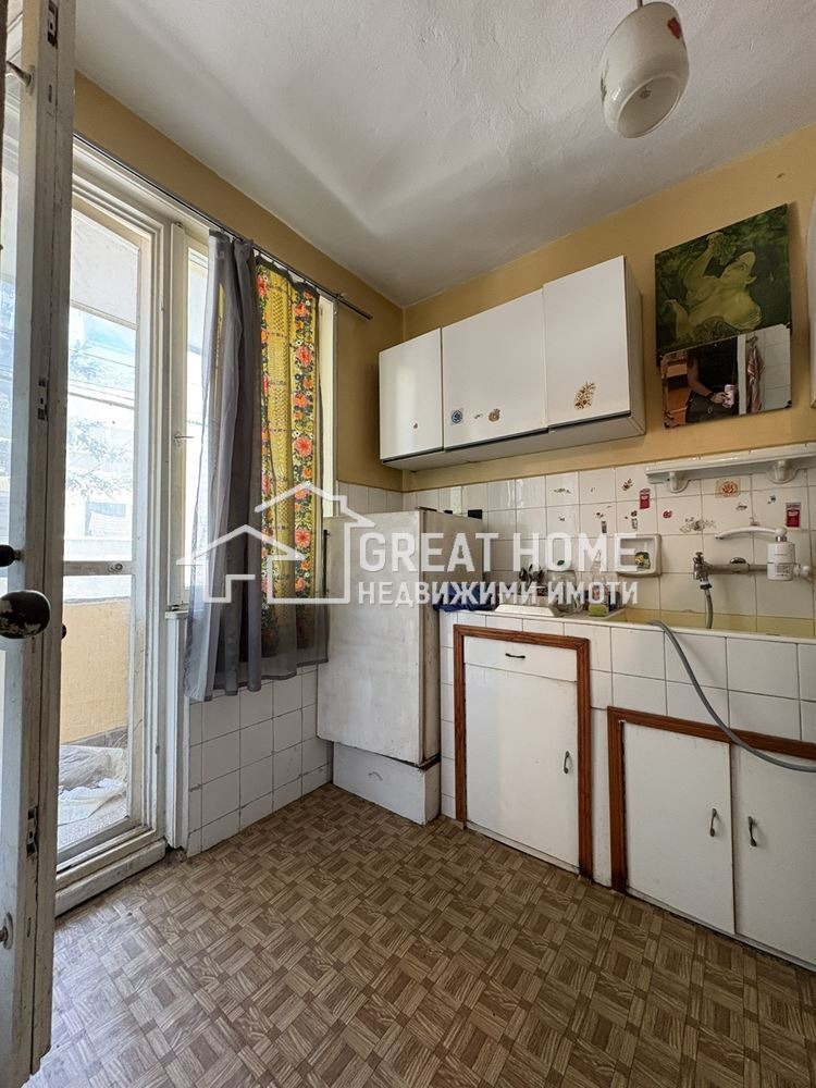Продава  Многостаен град Търговище , Център , 120 кв.м | 52727989 - изображение [7]