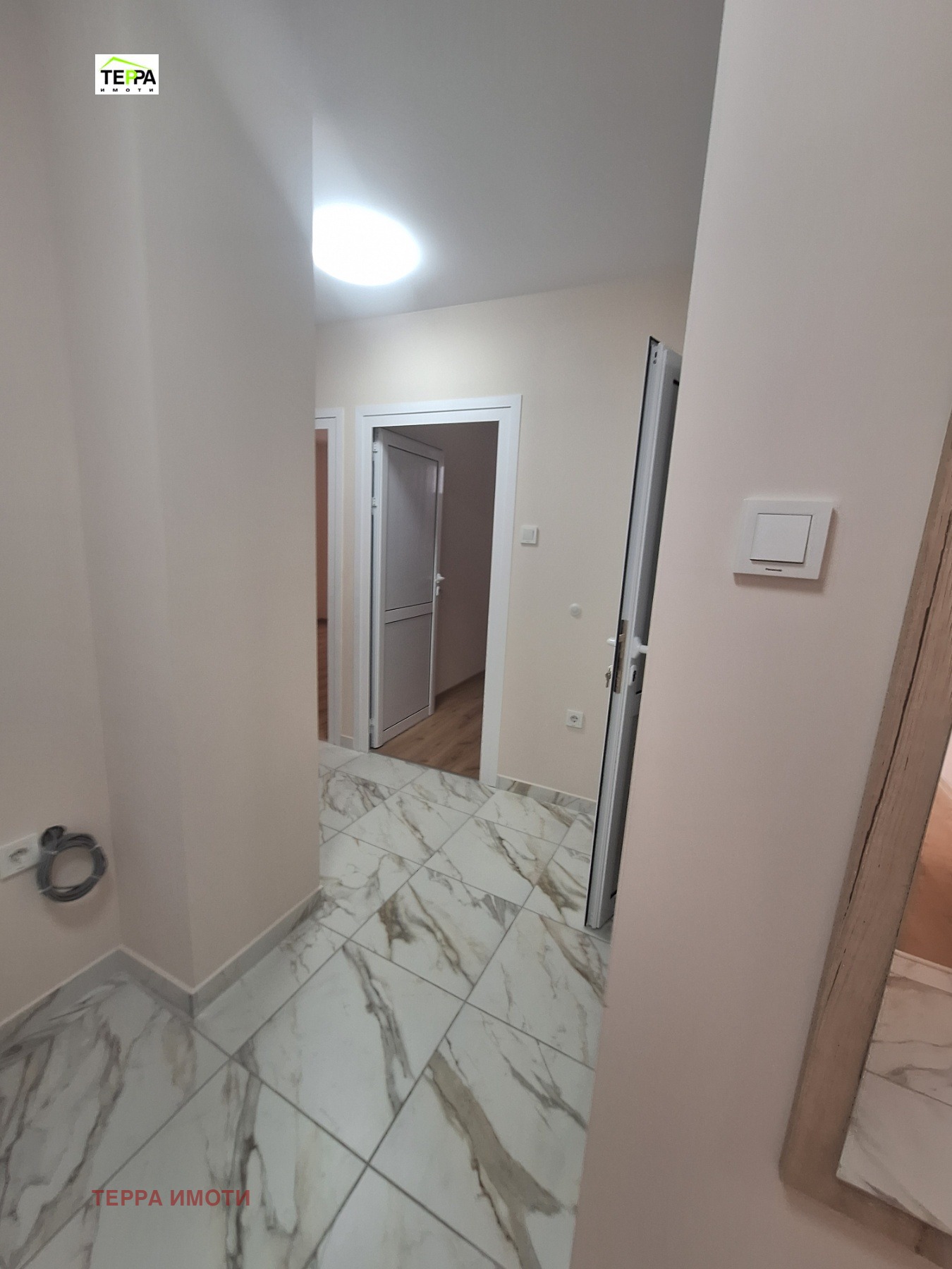 Продава МНОГОСТАЕН, гр. Стара Загора, Център, снимка 4 - Апартаменти - 55999264