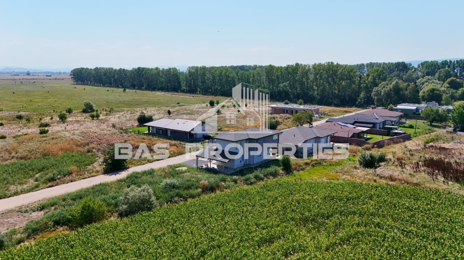 Продава КЪЩА, с. Равно поле, област София област, снимка 14 - Къщи - 55835336