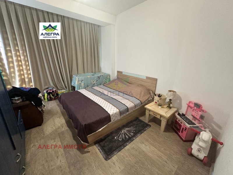 Продава  2-стаен град Пазарджик , Център , 49 кв.м | 69589154 - изображение [3]