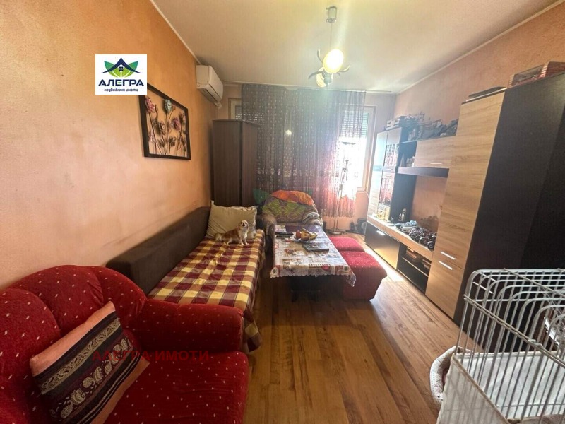 Продава  2-стаен град Пазарджик , Център , 49 кв.м | 69589154