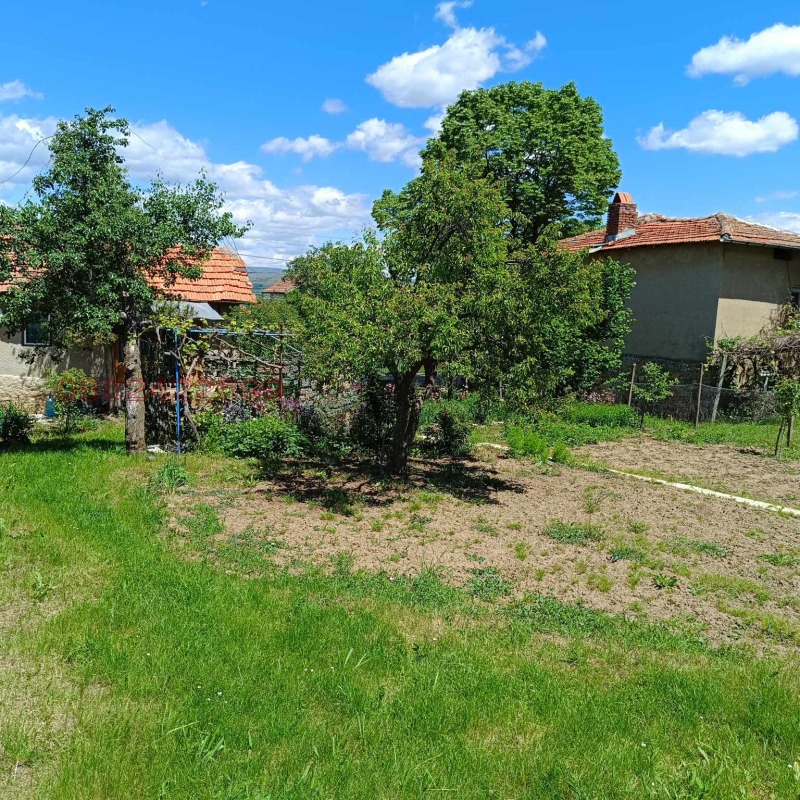 Продава КЪЩА, с. Кондофрей, област Перник, снимка 14 - Къщи - 52784820