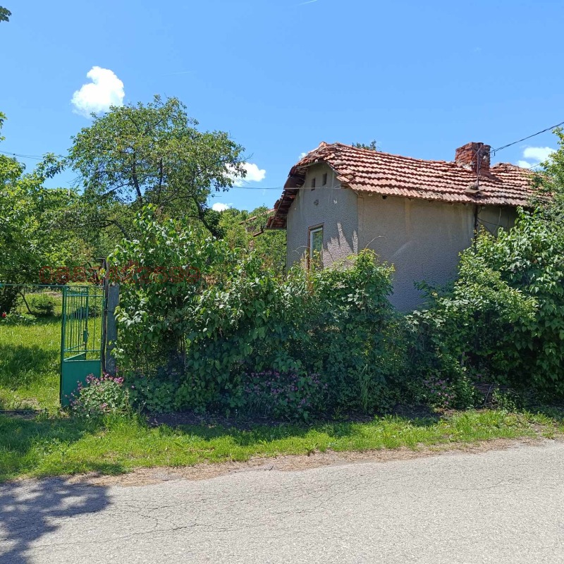 Продава КЪЩА, с. Кондофрей, област Перник, снимка 2 - Къщи - 52784820