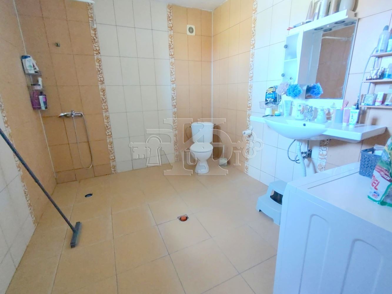 Продава КЪЩА, гр. Генерал Тошево, област Добрич, снимка 5 - Къщи - 54189255