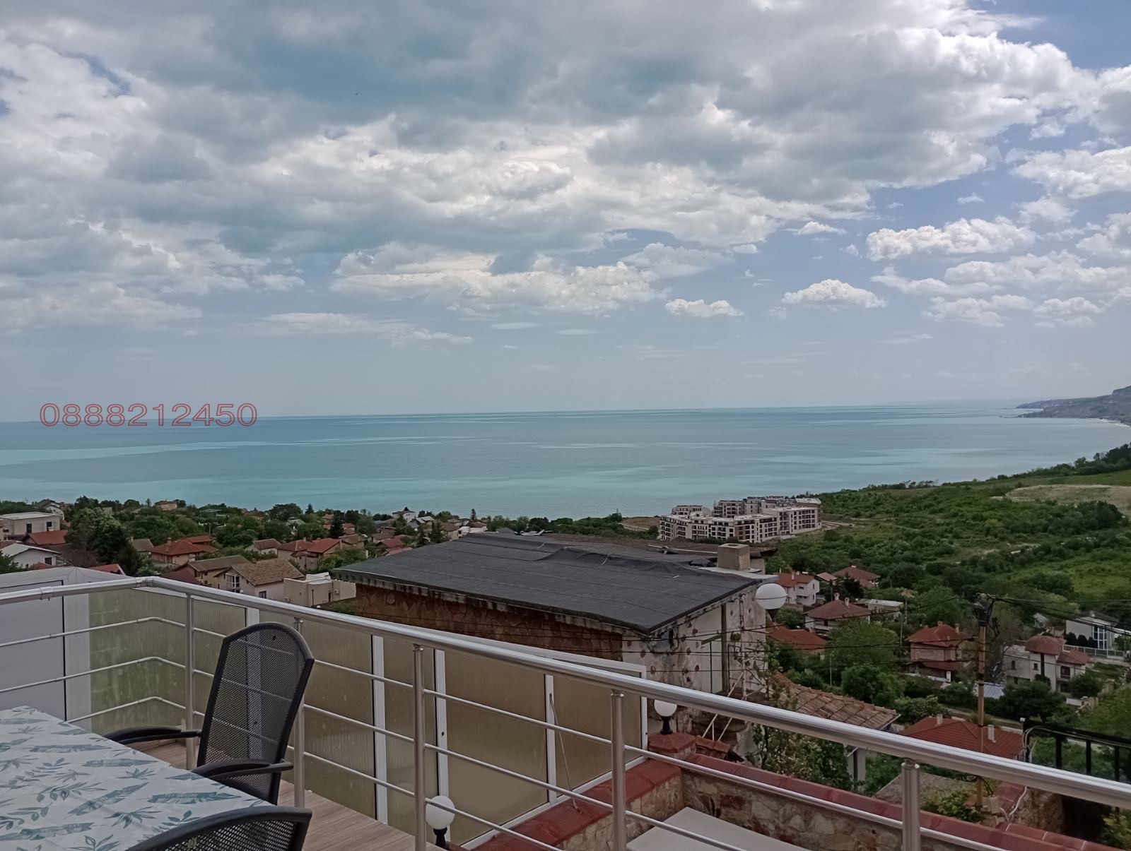 Продава КЪЩА, гр. Балчик, област Добрич, снимка 2 - Къщи - 54751185