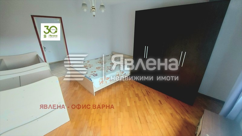 Продава 3-СТАЕН, гр. Варна, Лятно кино Тракия, снимка 1 - Aпартаменти - 47551776