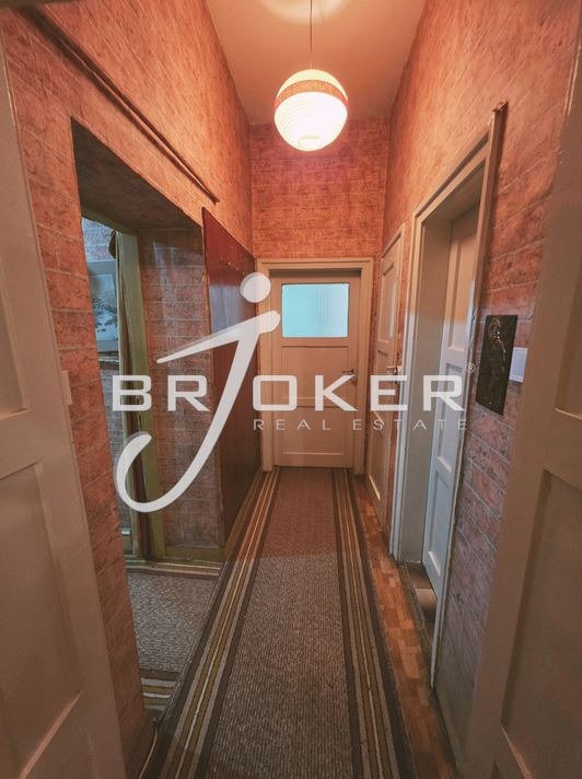 Продава 3-СТАЕН, гр. Кърджали, Център, снимка 3 - Апартаменти - 52371831