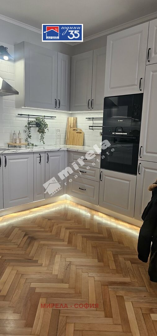 Продава 3-СТАЕН, гр. София, Център, снимка 3 - Апартаменти - 54422766
