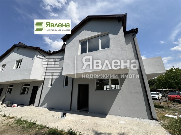 En venta  Casa Sofia , Kazichene , 200 metros cuadrados | 42151801 - imagen [6]