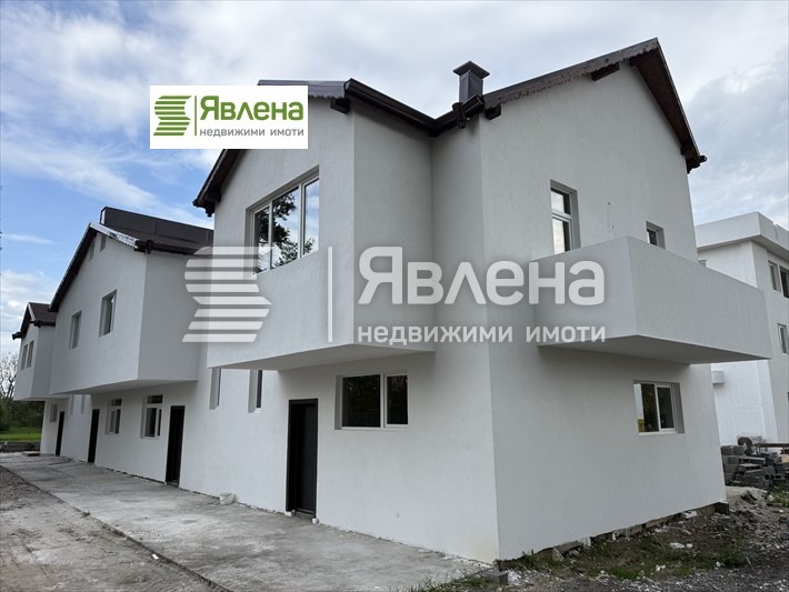 En venta  Casa Sofia , Kazichene , 200 metros cuadrados | 42151801 - imagen [5]