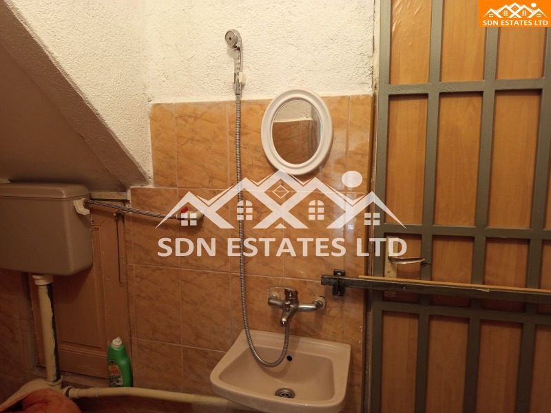 Продава КЪЩА, с. Тъжа, област Стара Загора, снимка 9 - Къщи - 52129547