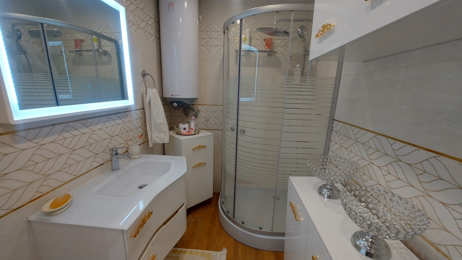 Продава 3-СТАЕН, гр. Хасково, Център, снимка 14 - Апартаменти - 54564275