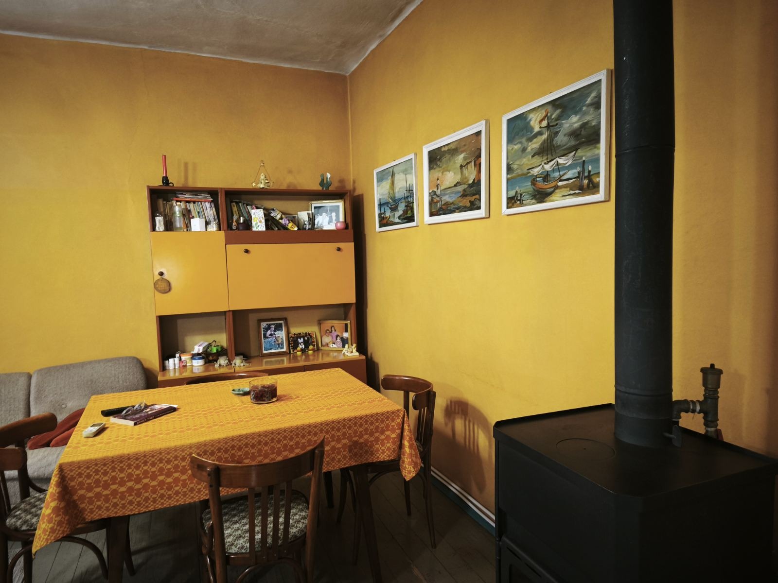 Продава КЪЩА, с. Осеново, област Варна, снимка 2 - Къщи - 51984888