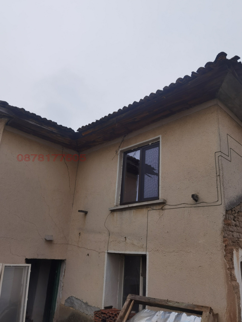 Продава КЪЩА в област Пловдив, с. Старосел - 80 кв.м / 25 000 € » 48 895.75 лв.