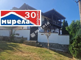 Hus Elena, region Veliko Tarnovo