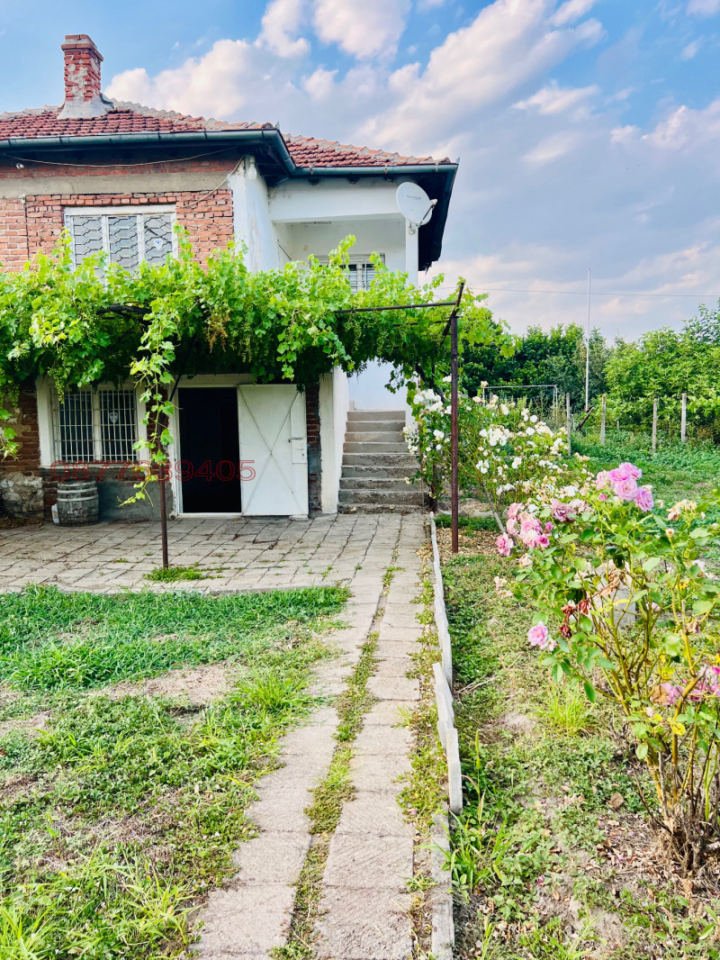 Te koop  Huis regio Plovdiv , Milevo , 144 m² | 59947360 - afbeelding [2]