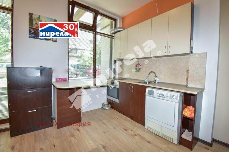 Продава МАГАЗИН, гр. София, Витоша, снимка 3 - Магазини - 52387390