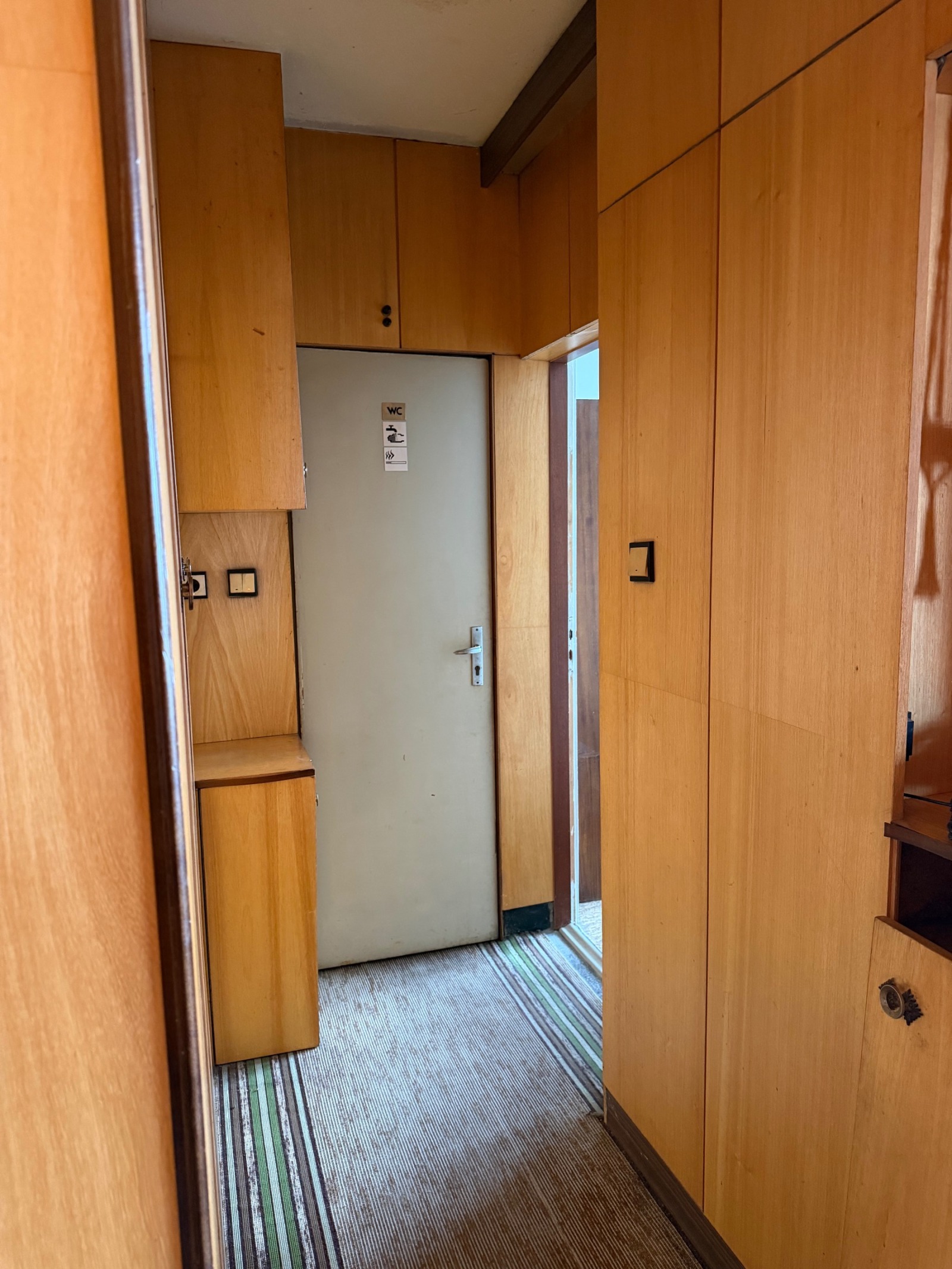 Продава 3-СТАЕН, гр. Стара Загора, Център, снимка 10 - Апартаменти - 54821576
