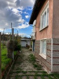 Продава КЪЩА, с. Козаревец, област Стара Загора, снимка 2