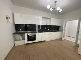2 makuuhuonetta Tsentar, Sofia