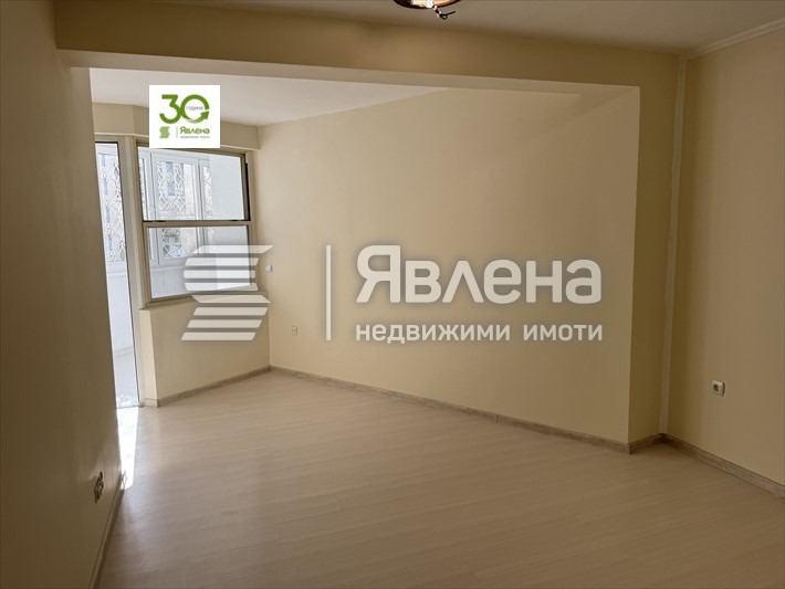 Продава МНОГОСТАЕН, гр. Варна, Спортна зала, снимка 4 - Aпартаменти - 49030474