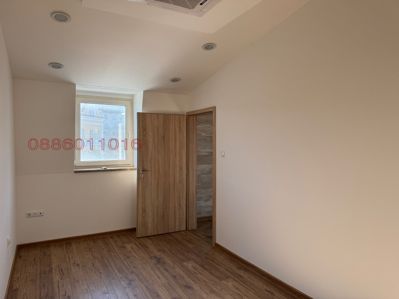 De vânzare  Etajul casei Șumen , Țentâr , 151 mp | 46276574 - imagine [9]