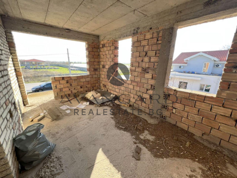 Продава КЪЩА, с. Скутаре, област Пловдив, снимка 8 - Къщи - 52710562