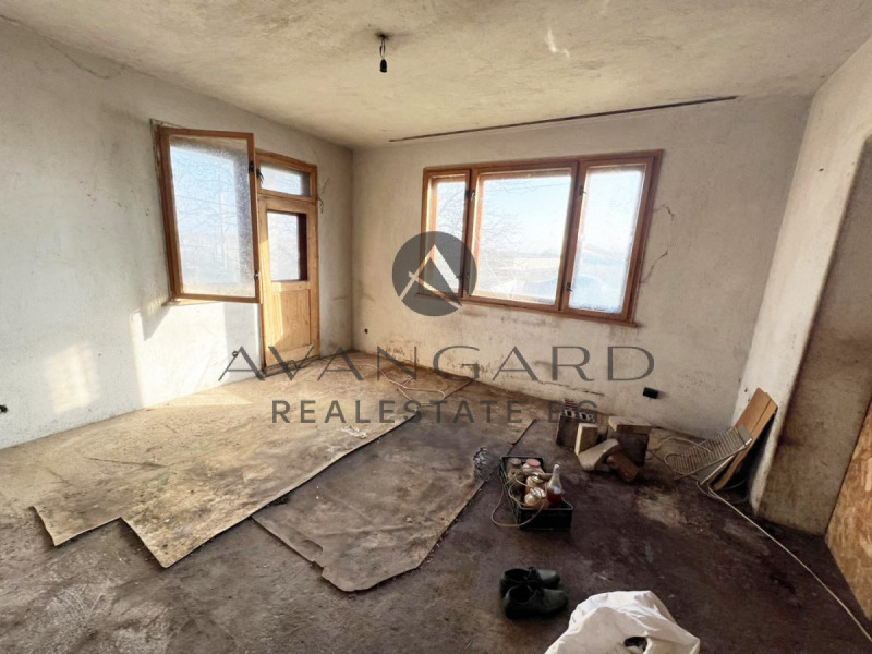 Продава КЪЩА, с. Скутаре, област Пловдив, снимка 3 - Къщи - 52710562