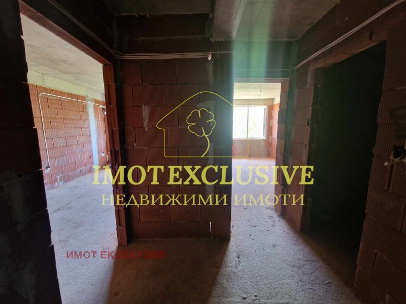 Продава  2-стаен град Пловдив , Южен , 67 кв.м | 80668446 - изображение [2]