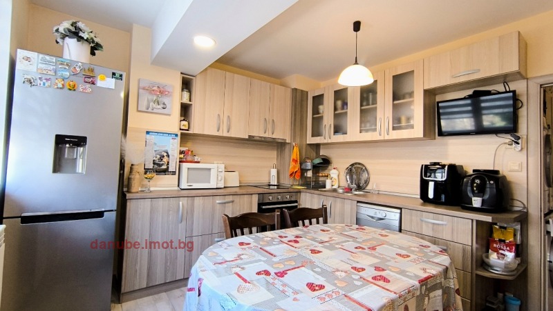 На продаж  1 спальня Русе , Възраждане , 62 кв.м | 37178808